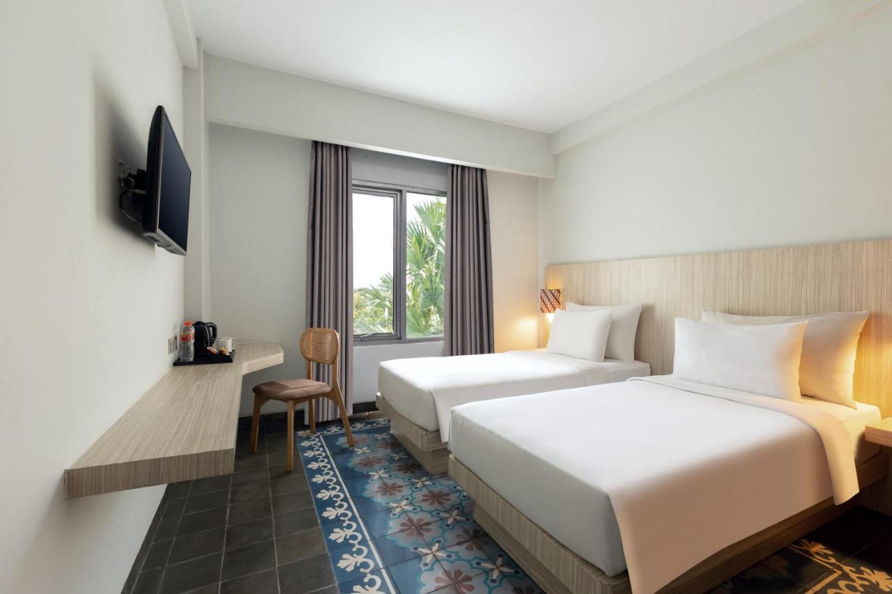 Burza Hotel Yogyakarta Ngoại thất bức ảnh